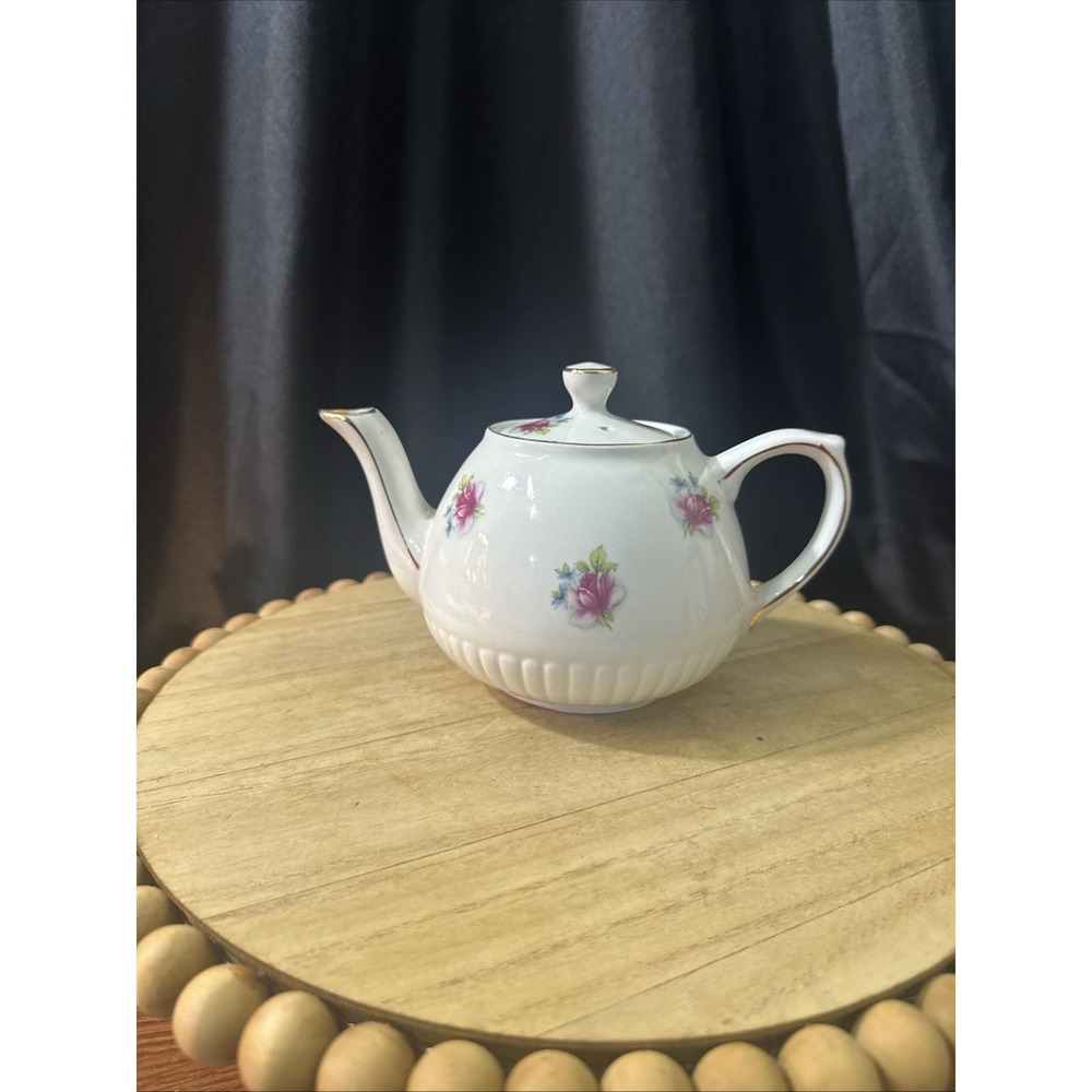 Vintage Ellgreave Wood & Sons England Teapot